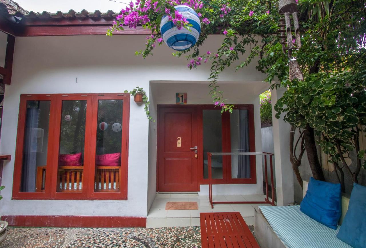 Aaliku Bungalows Gili Trawangan Luaran gambar