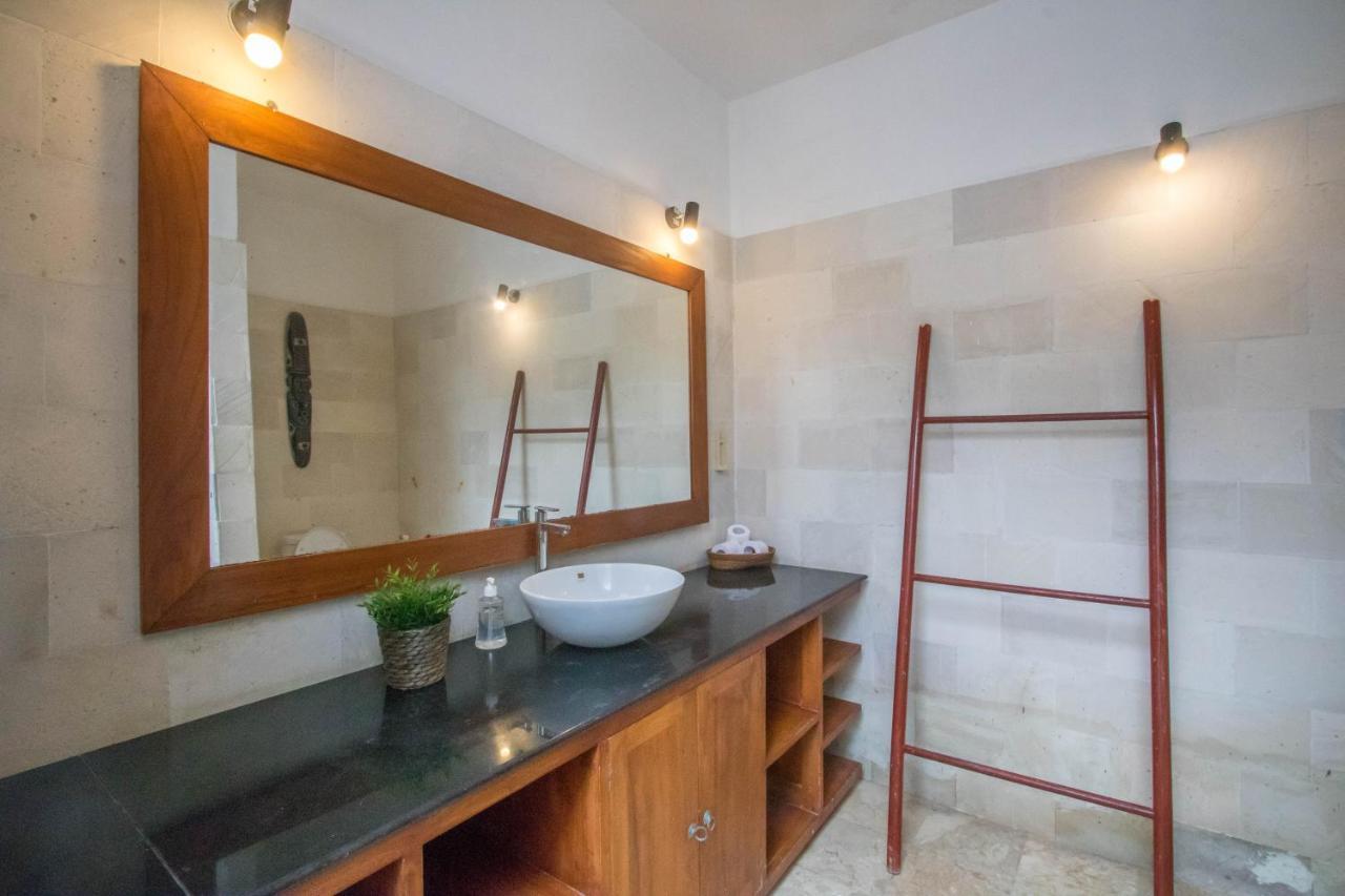 Aaliku Bungalows Gili Trawangan Luaran gambar